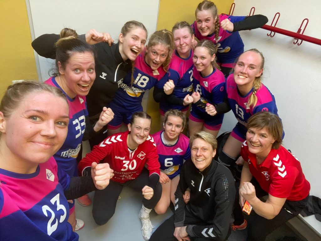 Am 18.03.2023 ging es zum vorletzten Saisonspiel in die Wilhelm-Schröder-Sporthalle zu den Damen des TSV 1952 Bützow.