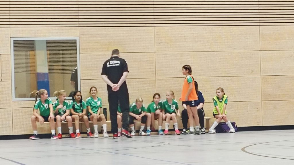 E II Jugend zeigt Kampfgeist im Duell gegen die E I