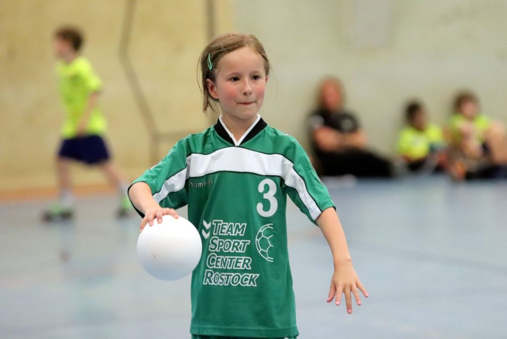 SV Eintracht Rostock mit zwei Teams beim großen Mini-Handball-Turnier vertreten